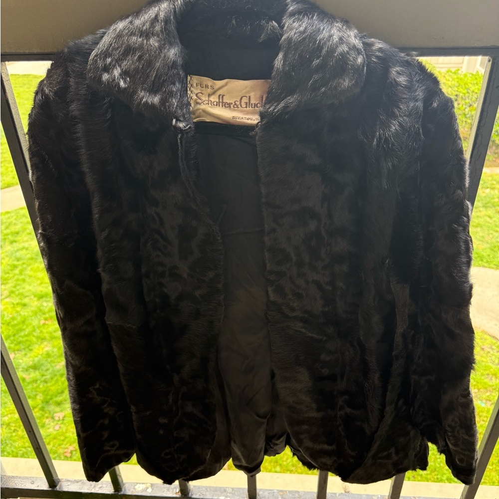 Elegant Black Faux Fur vest